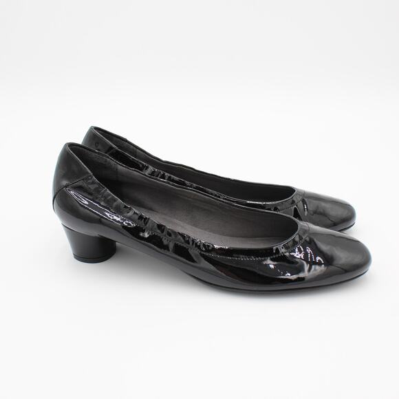 Stuart Weitzman Pumps Womens 7.5 Narrow Black Patent Leather Low Round Heel - Picture 1 of 9